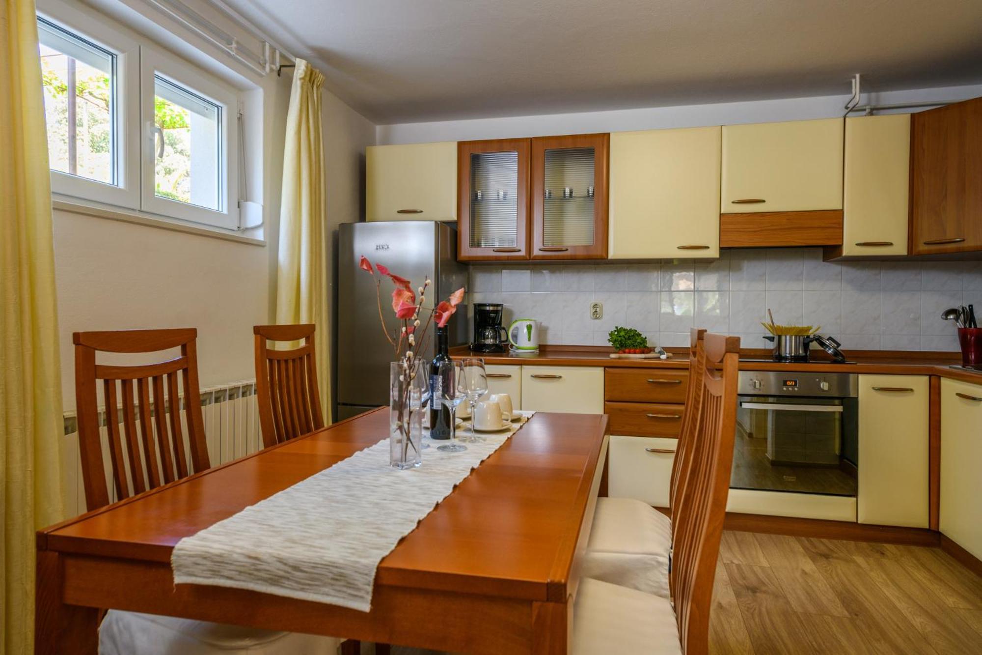 Krajcar Apartment Banjole Bagian luar foto
